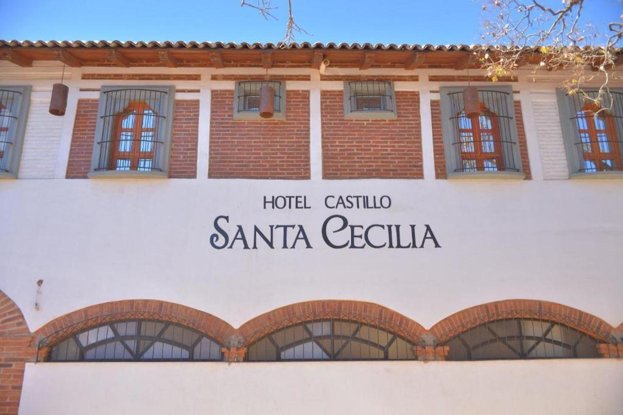 Oyo Hotel Castillo Santa Cecilia Tapalpa Eksteriør billede