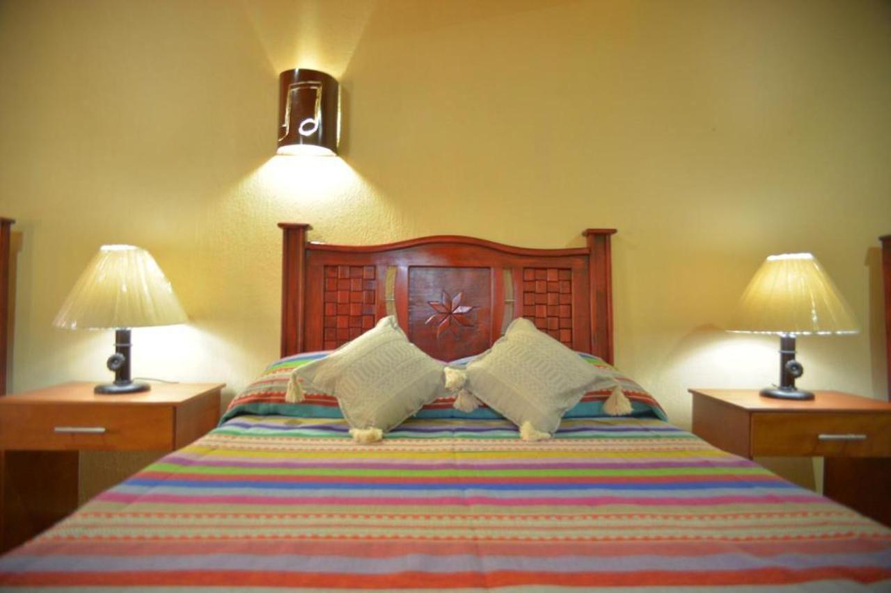 Oyo Hotel Castillo Santa Cecilia Tapalpa Eksteriør billede